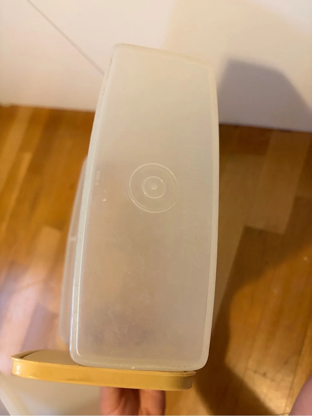 Set of two Tupperware cereal containers blue and tan lids